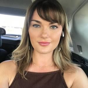 Meet your Posher, Cassandra